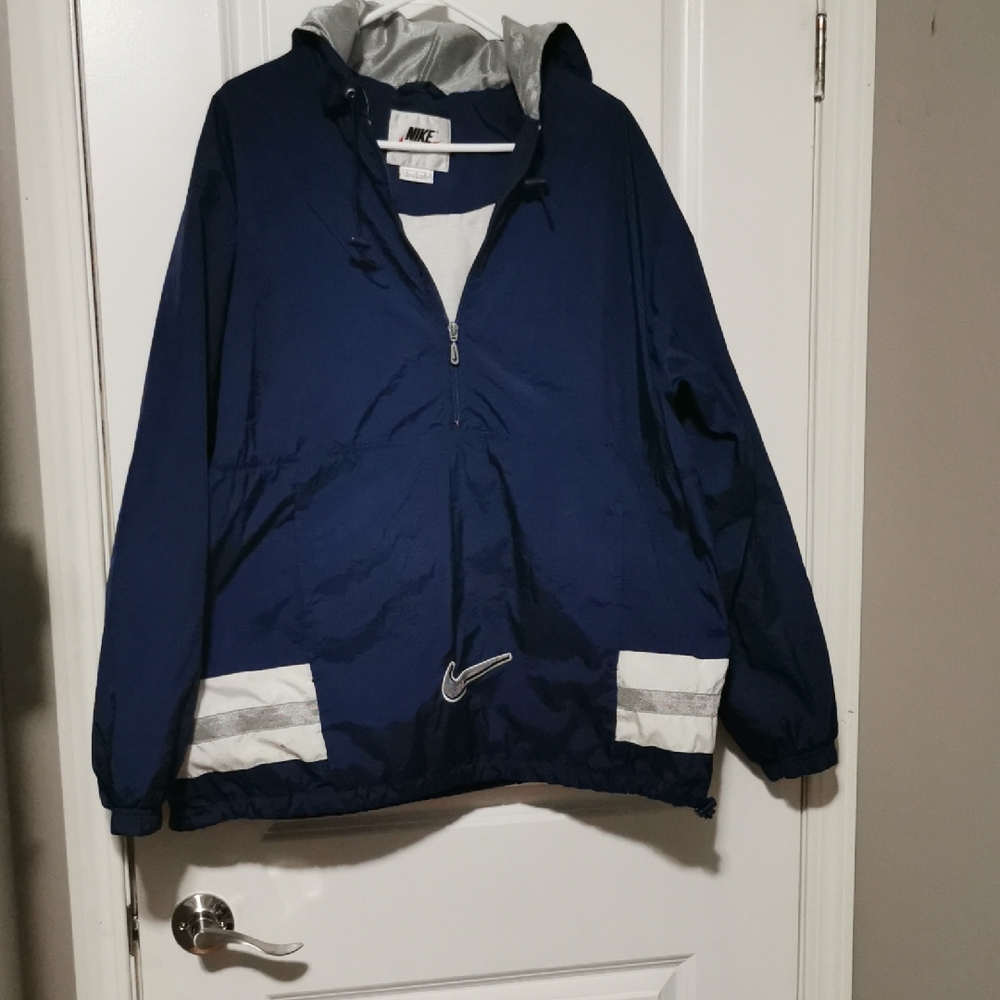 Vintage White Label Nike Navy Pullover with Silver Details Swoosh
